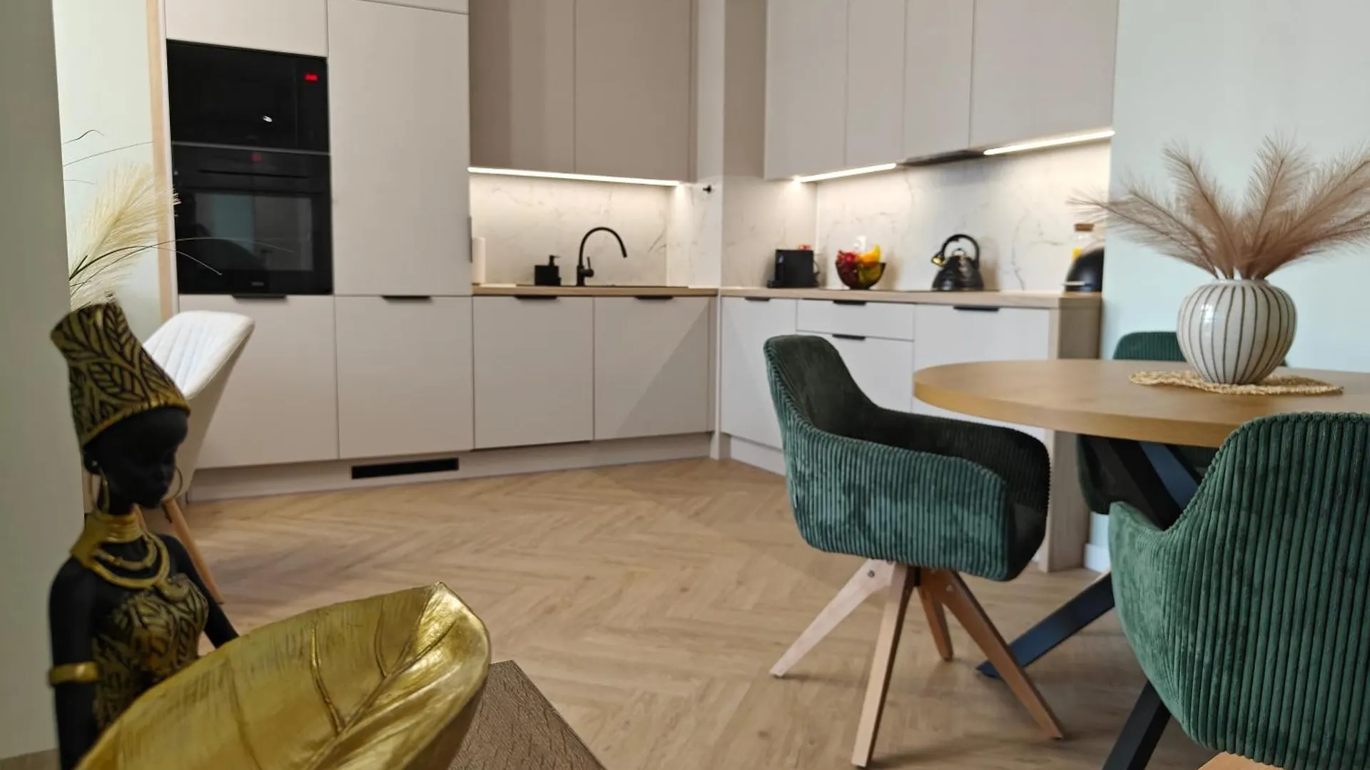 Amber Coast Apartment 그단스크 0*,  폴란드